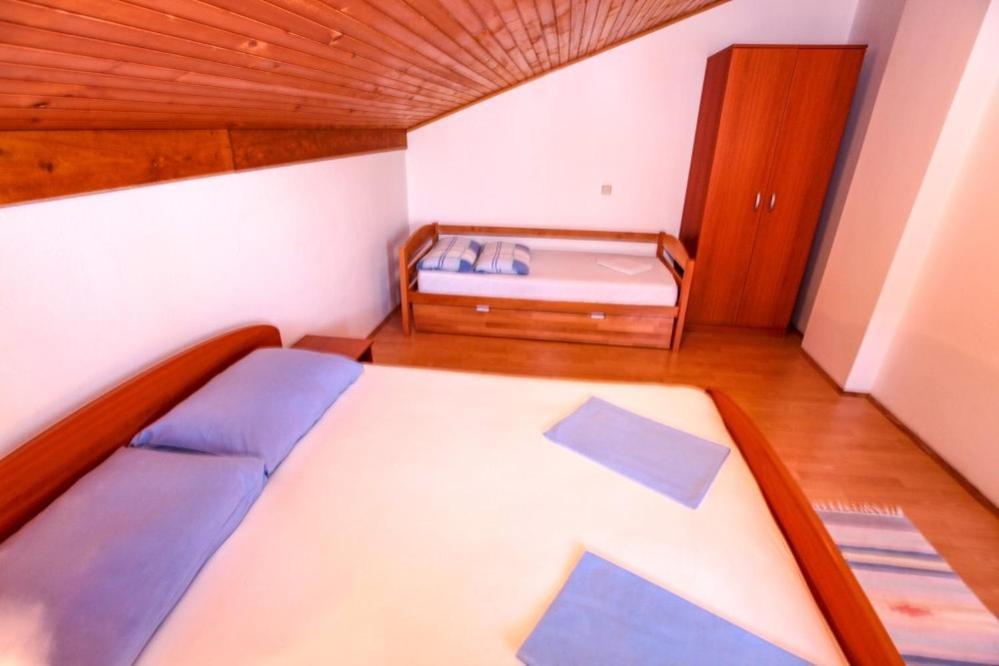 Apartments Dinko โนวาลยา ภายนอก รูปภาพ