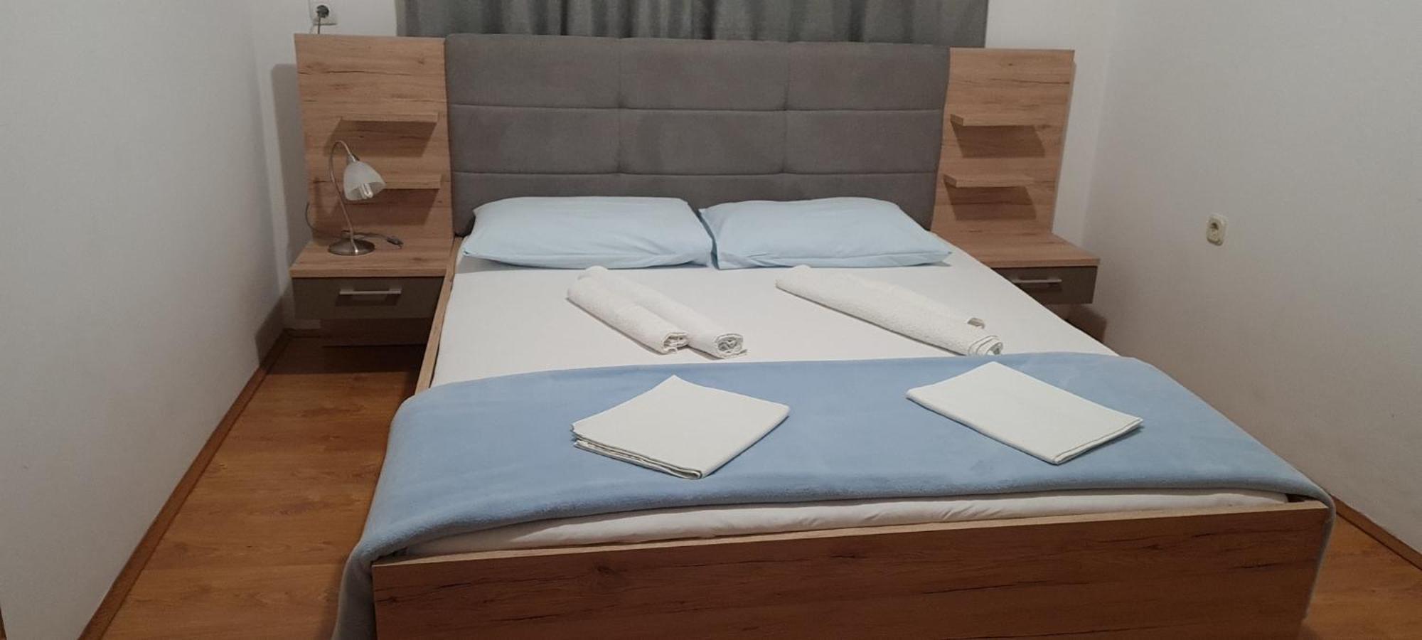 Apartments Dinko โนวาลยา ภายนอก รูปภาพ