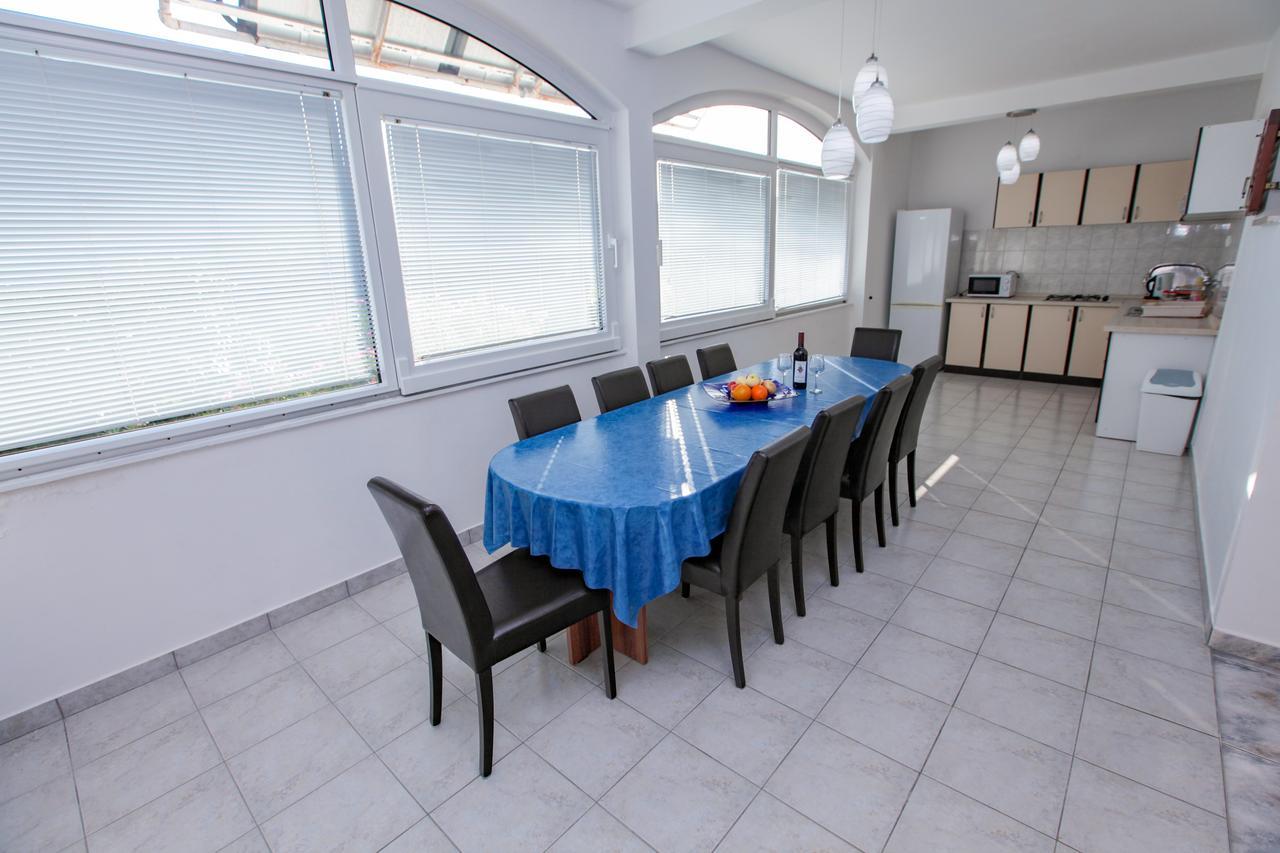 Apartments Dinko โนวาลยา ภายนอก รูปภาพ